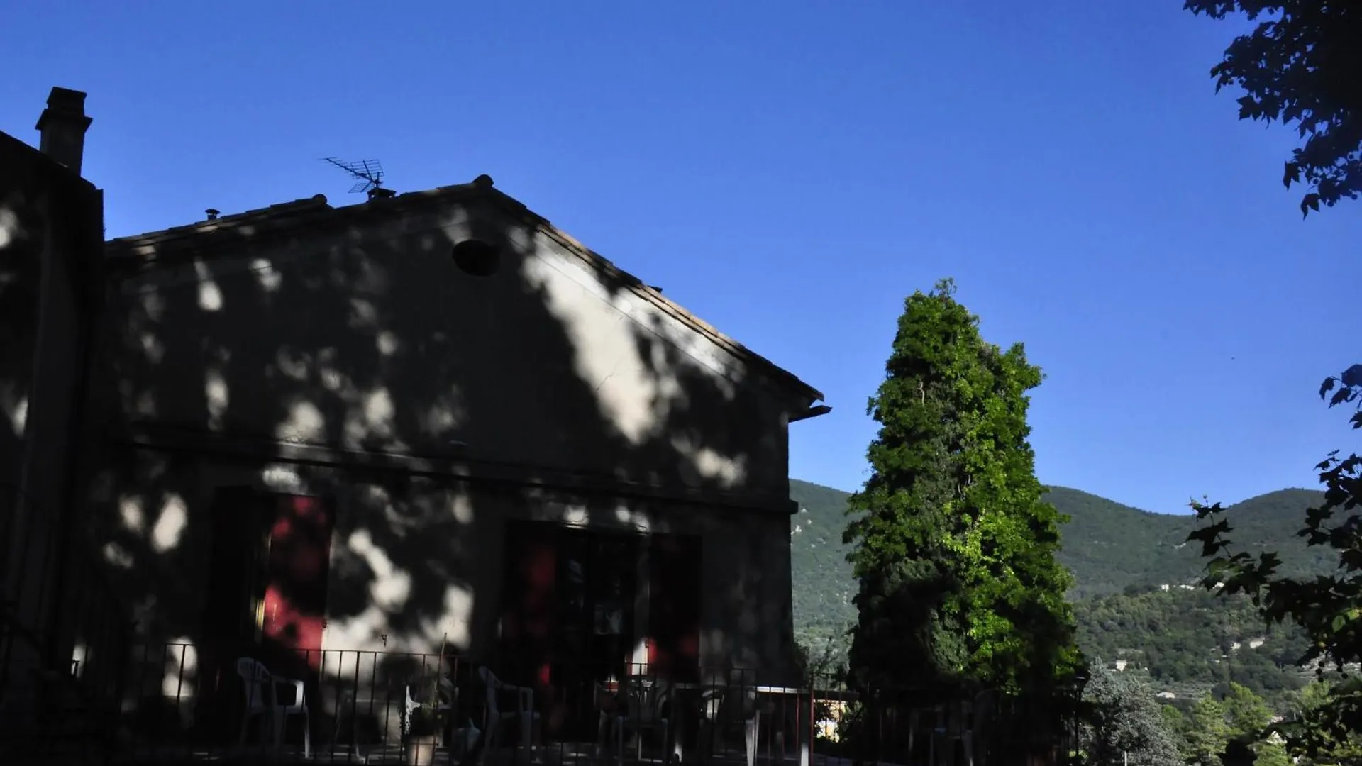 Grande Maison Avec Piscine Et Jardin Privatives A Nyons
